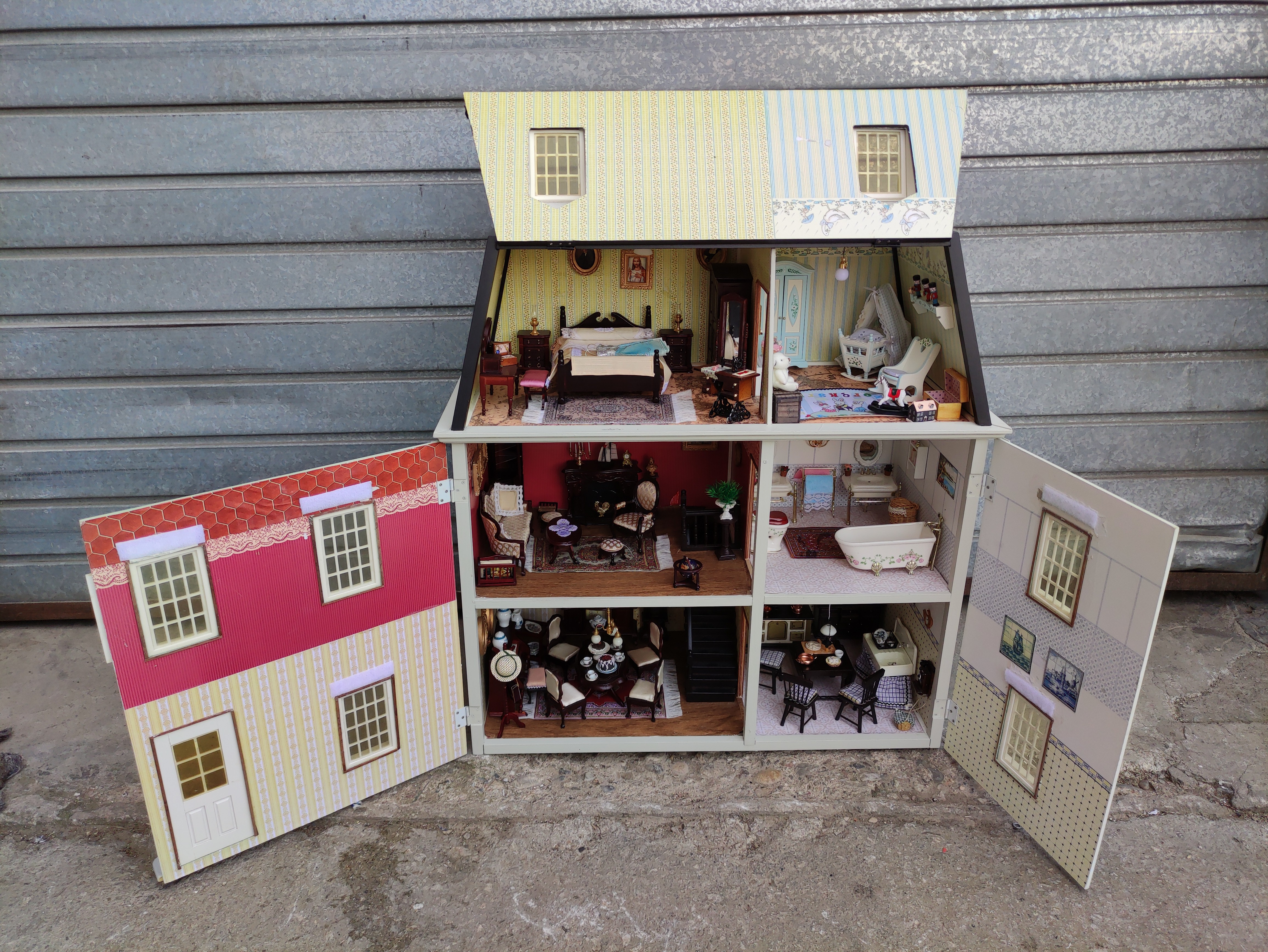 casita muñecas juguete infantil madera luz 70x68.5x31.5 1u